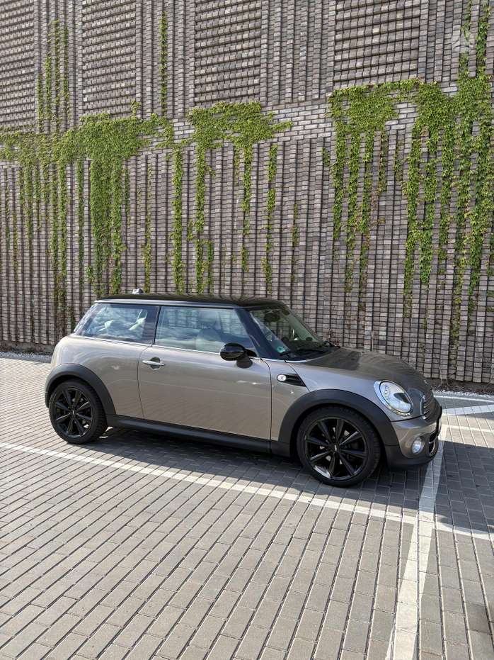 Mini Cooper, 2.0 l., hatchback