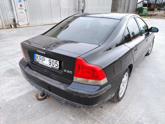 Volvo S60, 2.4 l., Седан