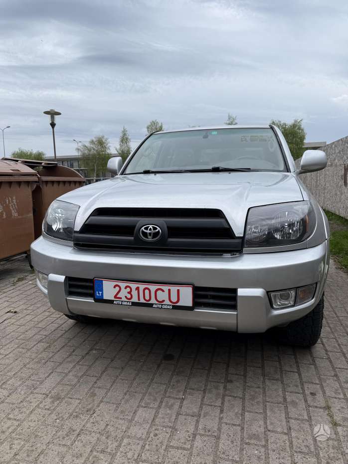 Toyota 4Runner, 4.7 l., off-road / crossover