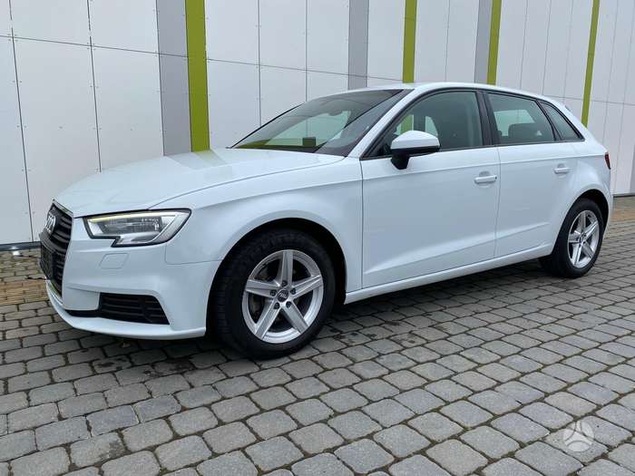 Audi A3, 1.6 l., hečbekas