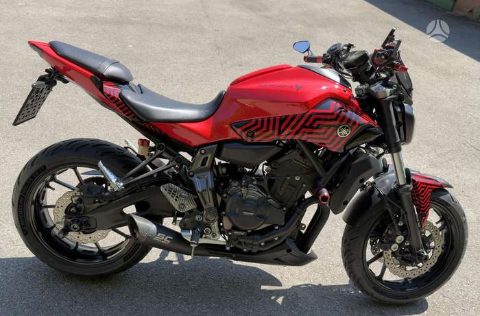 Yamaha MT 07 700cc, street / classic
