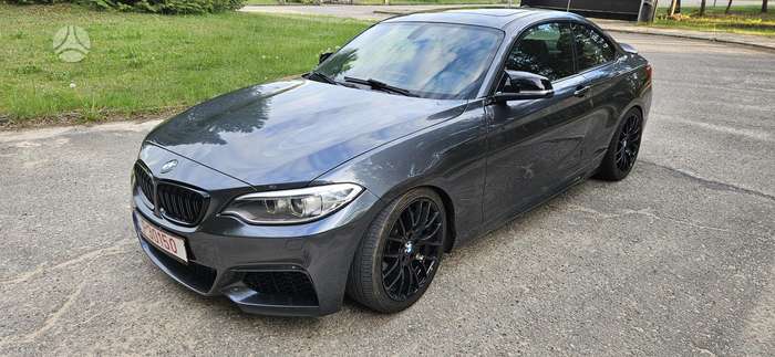 BMW M235, 3.0 l., Хэтчбек