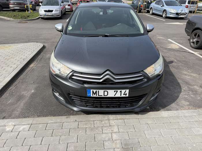 Citroen C4, 1.6 l., hatchback