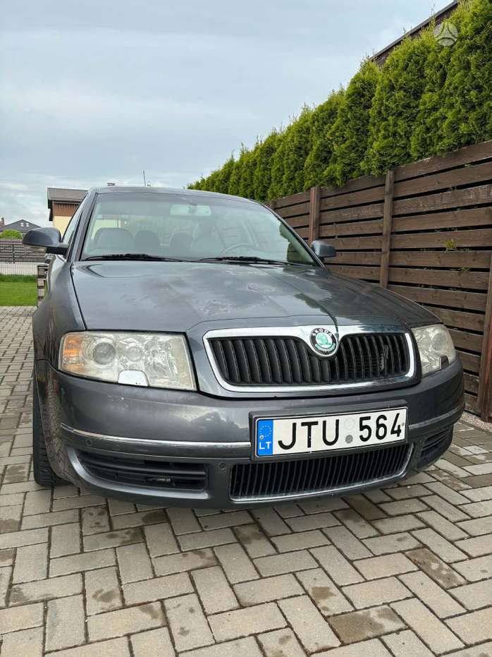 Skoda Superb, 2.5 l., Седан