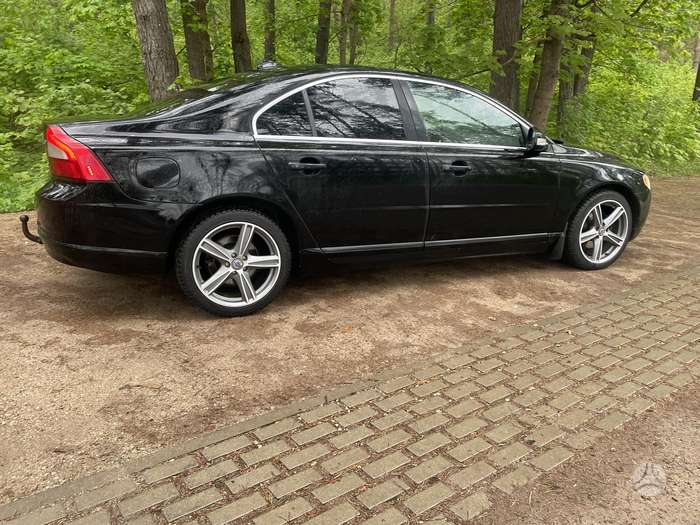 Volvo S80, 2.4 l., Седан