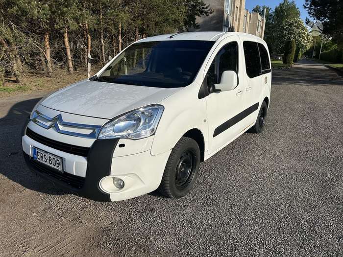 Citroen Berlingo, 1.6 l., Минивэн