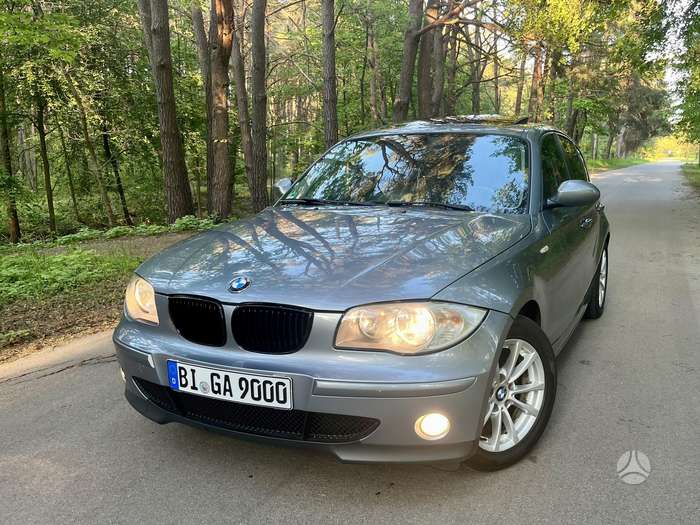 BMW 120, 2.0 l., hatchback