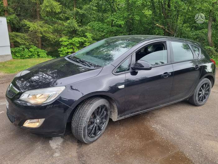 Opel Astra, 2.0 l., Хэтчбек