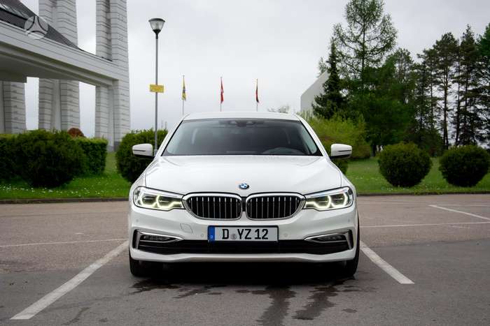 BMW 520, 2.0 l., Седан