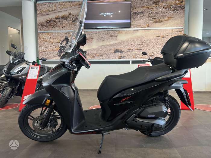 Honda SH 125cc, мотороллеры / мопеды
