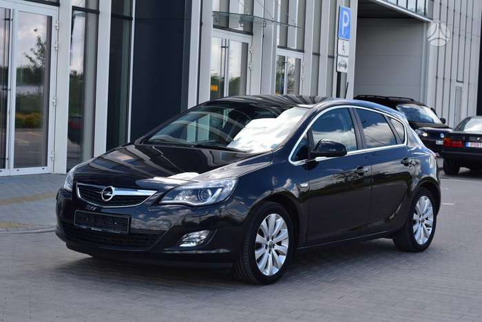 Opel Astra, 1.4 l., Хэтчбек