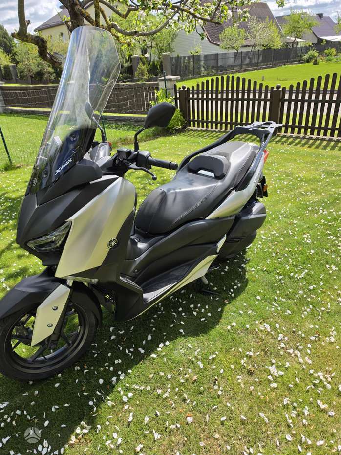 Yamaha X-max, scooters / mopeds