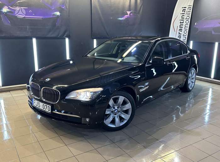 BMW 730, 3.0 l., Седан