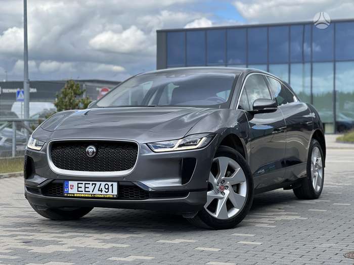 Jaguar I-Pace, off-road / crossover