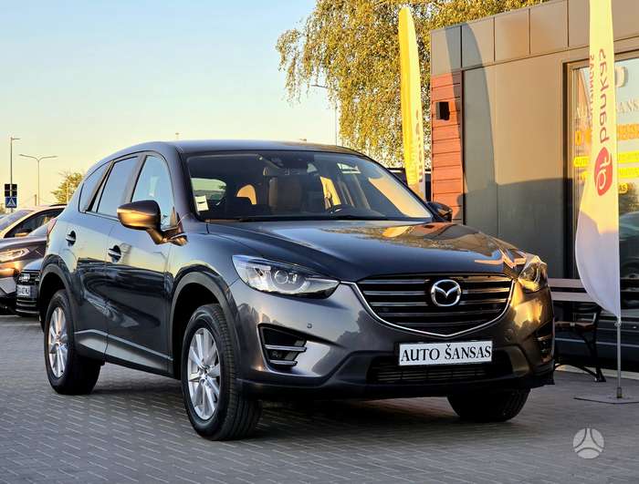 Mazda CX-5, 2.2 l., off-road / crossover