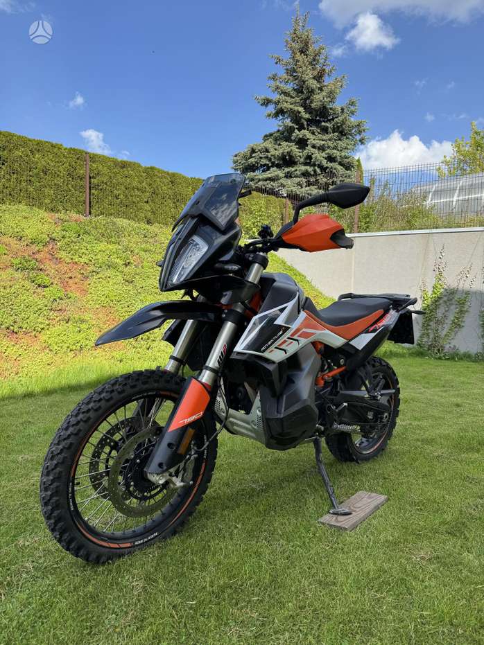 KTM Adventure 799cc, эндуро / adventure
