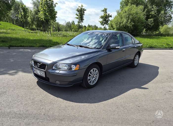 Volvo S60, 2.4 l., Седан