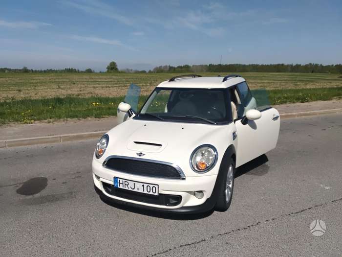 Mini Cooper S, 1.6 l., hatchback