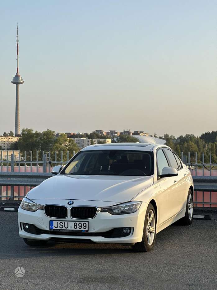 BMW 328, 2.0 l., Седан