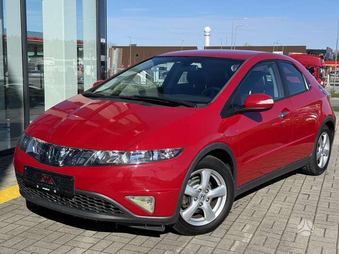 Honda Civic, 1.3 l., hatchback