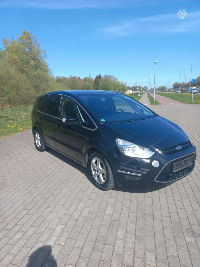 Ford S-MAX, cits