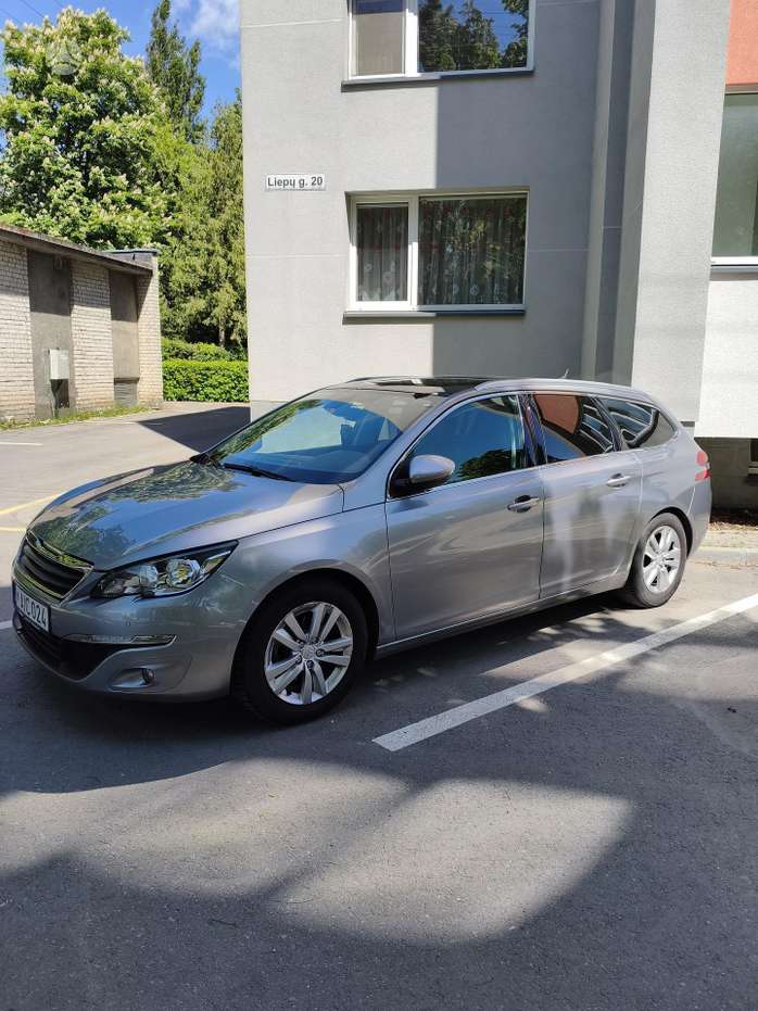 Peugeot 308, 1.2 l., Универсал