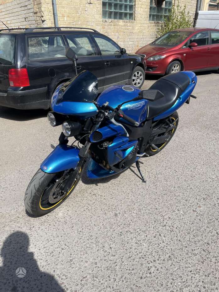 Triumph Speed Four 600cc, street / classic