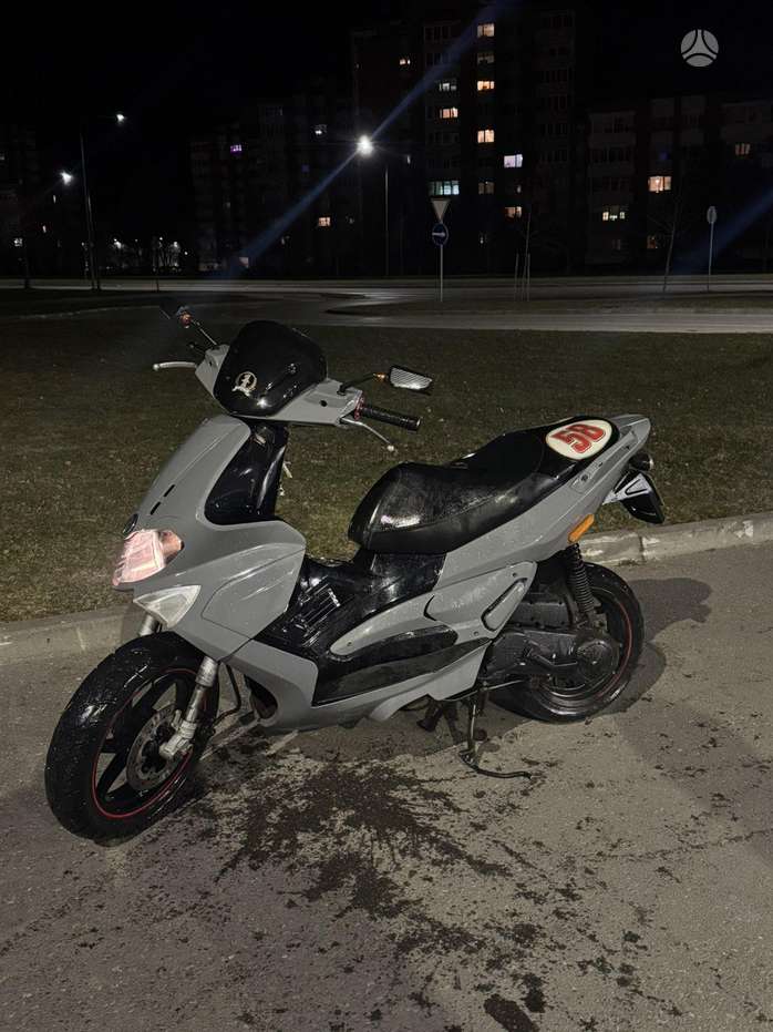 Gilera Runner 49cc, scooters / mopeds