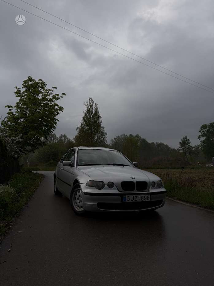 BMW 316, hatchback