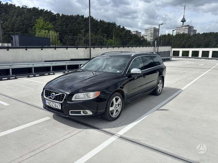 Volvo V70, 2.0 l., Универсал