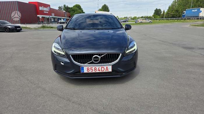 Volvo V40, 2.0 l., universalas