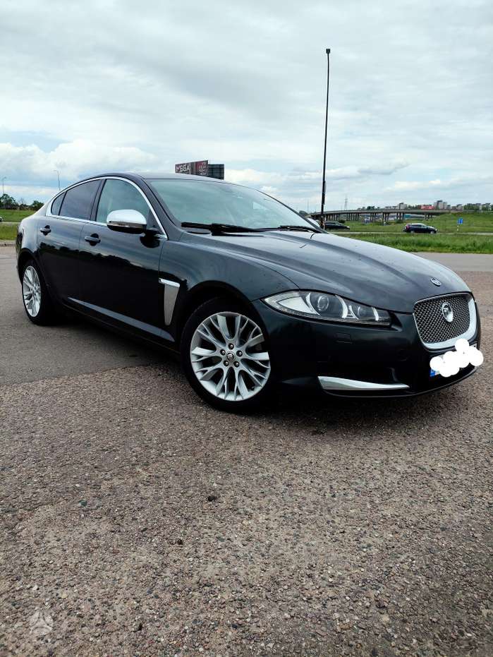 Jaguar XF, 2.2 l., Седан
