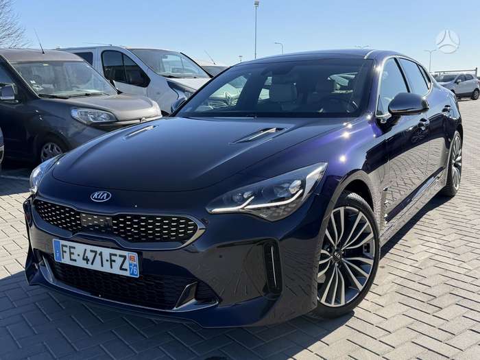 Kia Stinger, 2.2 l., hatchback