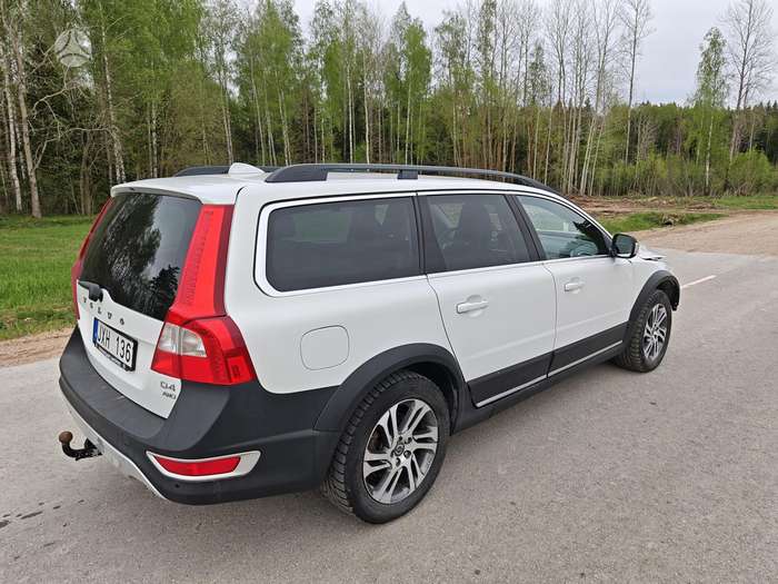 Volvo XC70, 2.4 l., wagon