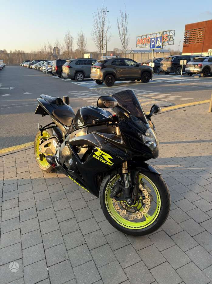 Suzuki GSX-R 599cc, superbikes