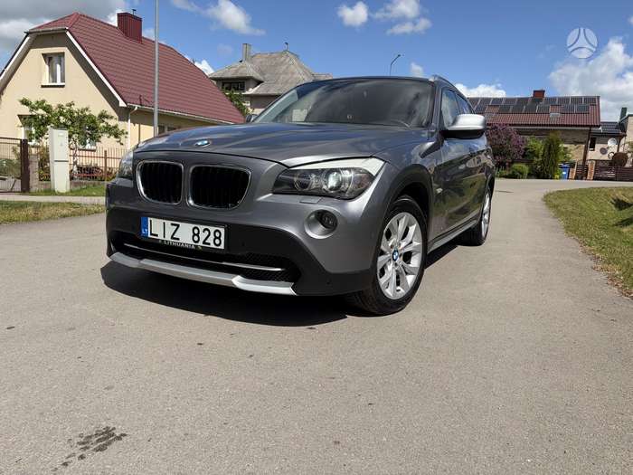 BMW X1, 2.0 l., Минивэн