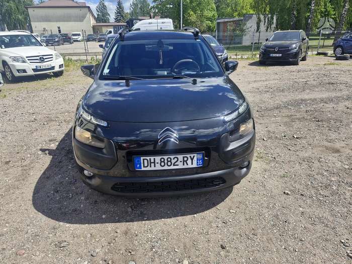 Citroen C4 Cactus, 1.2 l., Минивэн
