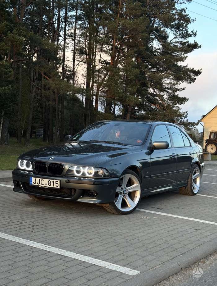 BMW 530, 2.9 l., Седан