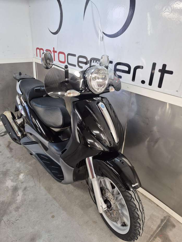 Piaggio Beverly 459cc, мотороллеры / мопеды
