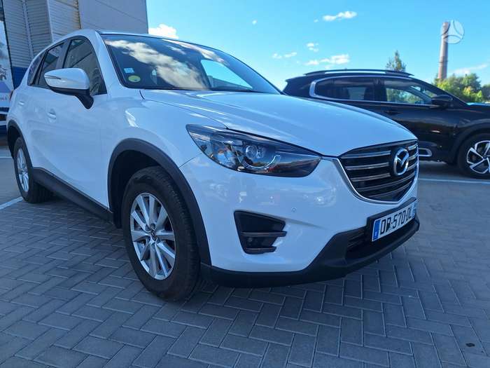Mazda CX-5, 2.2 l., off-road / crossover