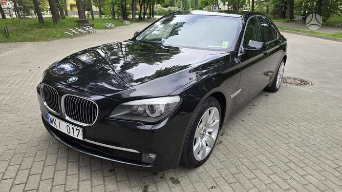 BMW 730, 3.0 l., Седан