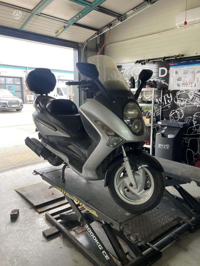 Sym GTS 250cc, motoroleriai / mopedai