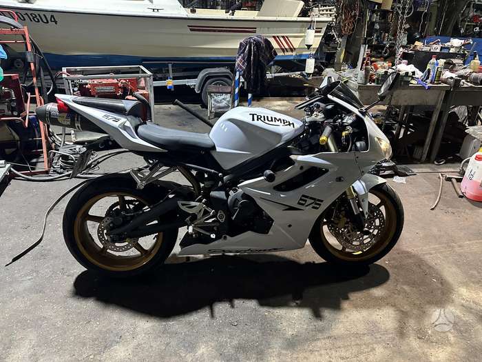 Triumph Daytona 675cc, спортбайки / superbikes