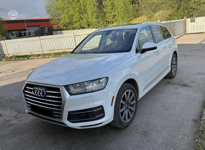 Audi Q7, 3.0 l., off-road / crossover
