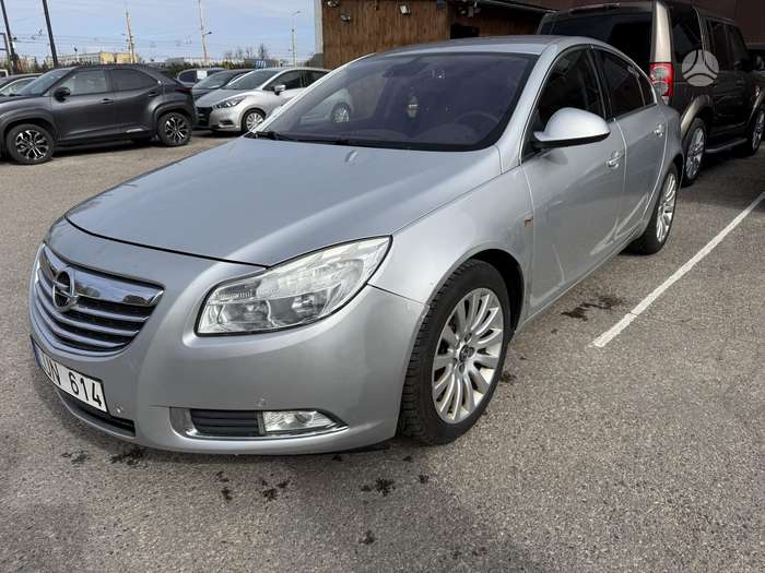 Opel Insignia, 2.0 l., hatchback