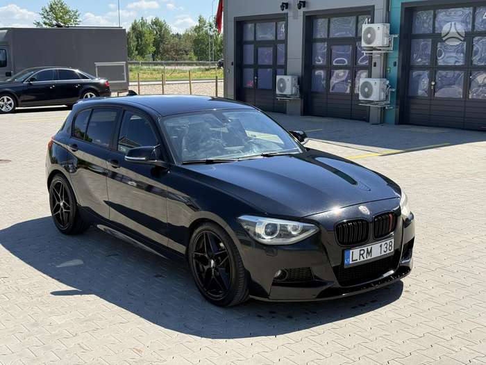 BMW 118, 2.0 l., hatchback