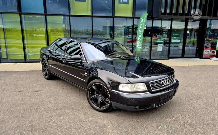 Audi A8, 4.2 l., Седан