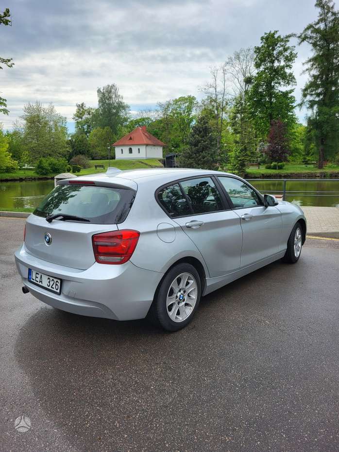 BMW 116, 2.0 l., hatchback