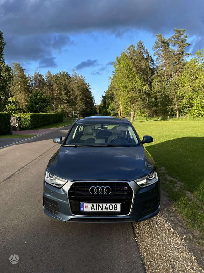Audi Q3, 2.0 l., Внедорожник / Кроссовер