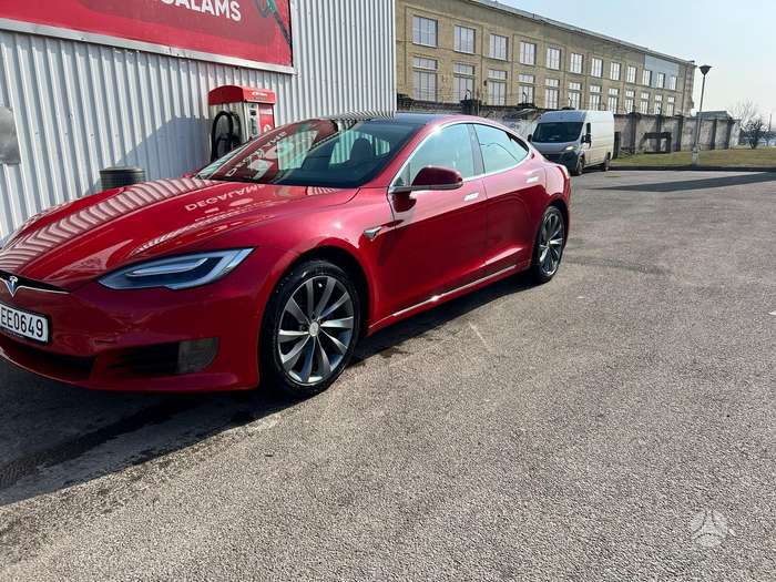 Tesla Model S, 75 kWh, hatchback